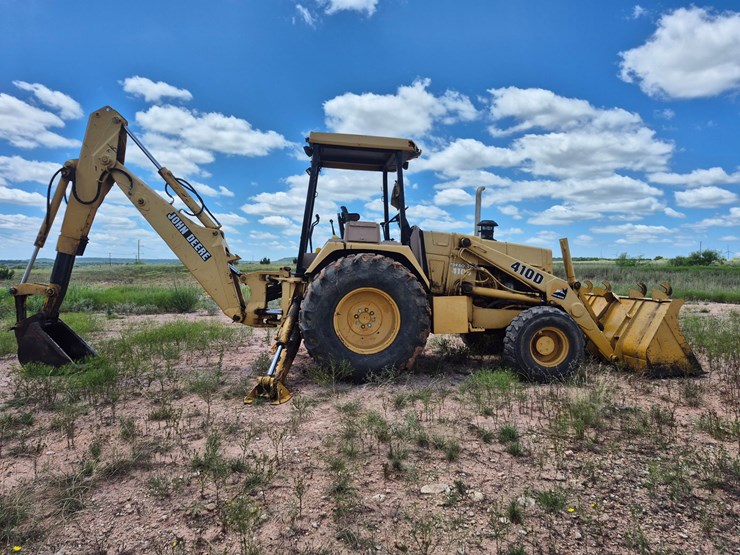 deere-410d-image-5