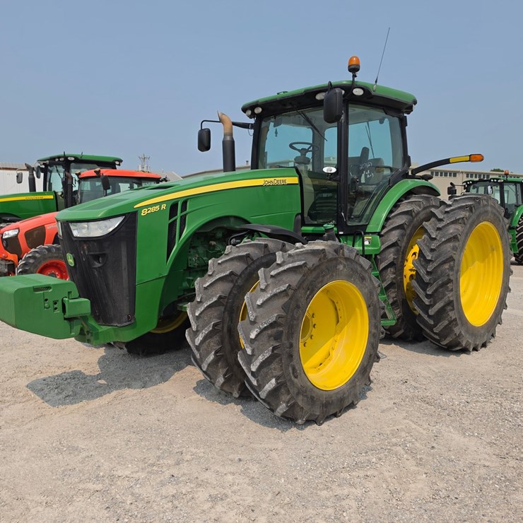 JOHN DEERE 8285R