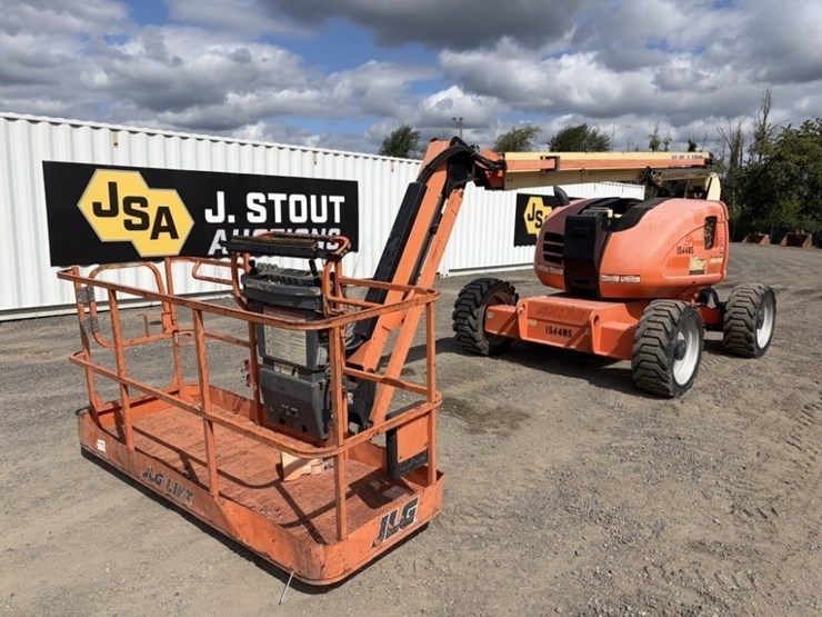 2015-jlg-600aj-image-1