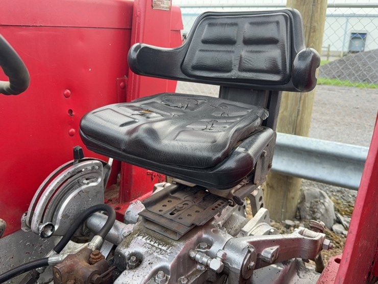 massey-ferguson-265-image-12