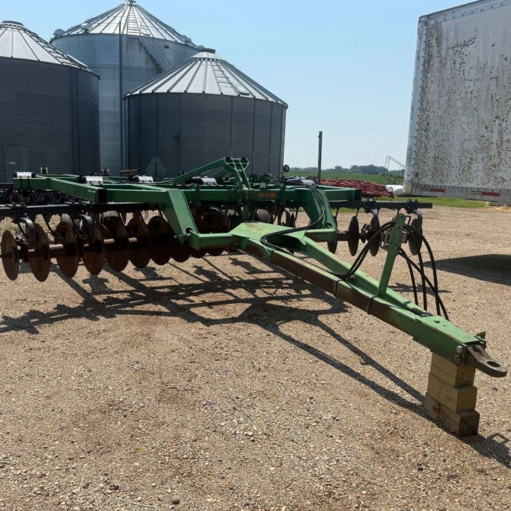 JOHN DEERE 510