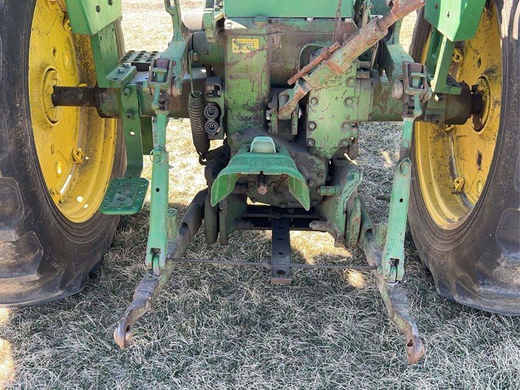 john-deere-720-image-38