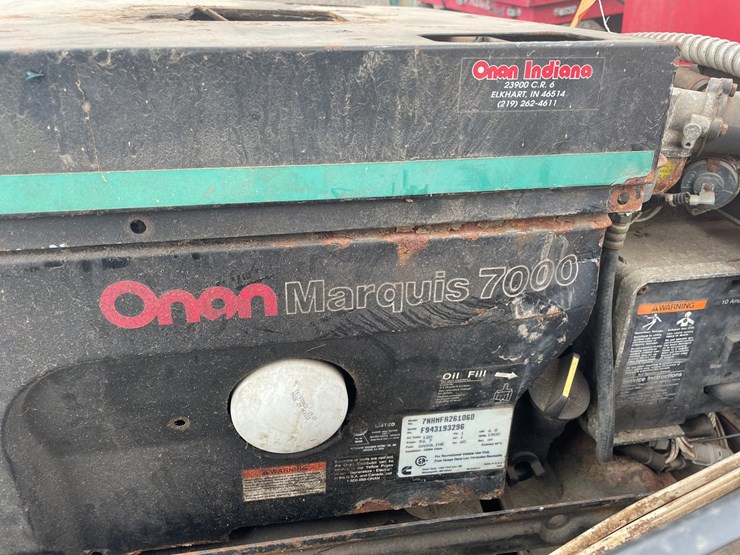 #4574-•-onan-marquis-7000-generator-image-5