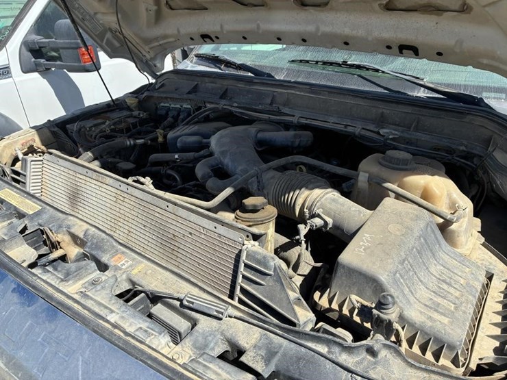 2012-ford-f450-image-8