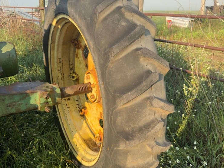 john-deere-50-image-16