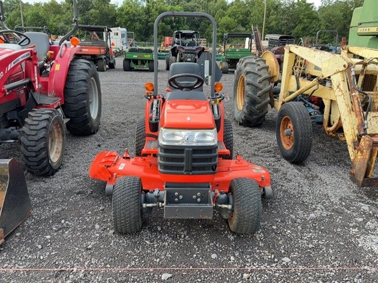 #3031-•-kubota-bxz230-tractor-image-2