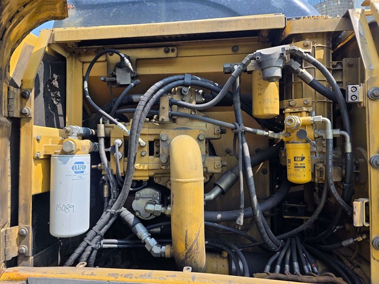 2002-caterpillar-330cl-image-40
