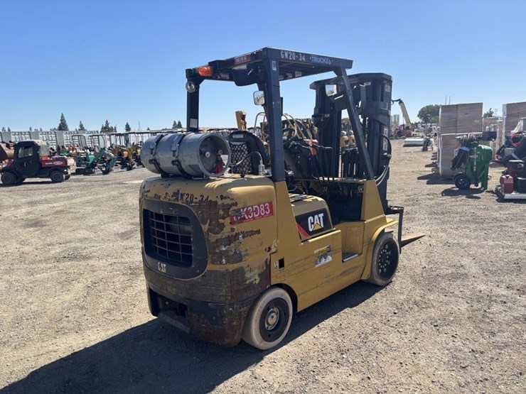 2020-caterpillar-gc40k-image-3