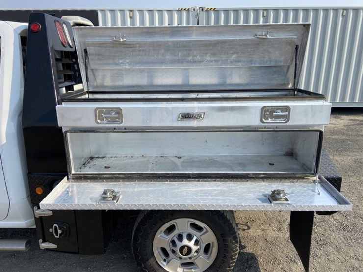 2020-chevrolet-silverado-2500-image-41