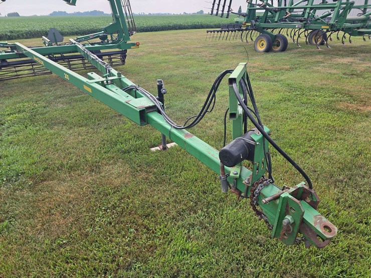 john-deere-200-image-3