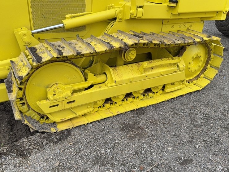 john-deere-450-image-8