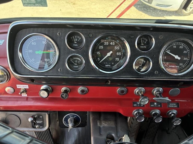 1990-ford-c800-image-23
