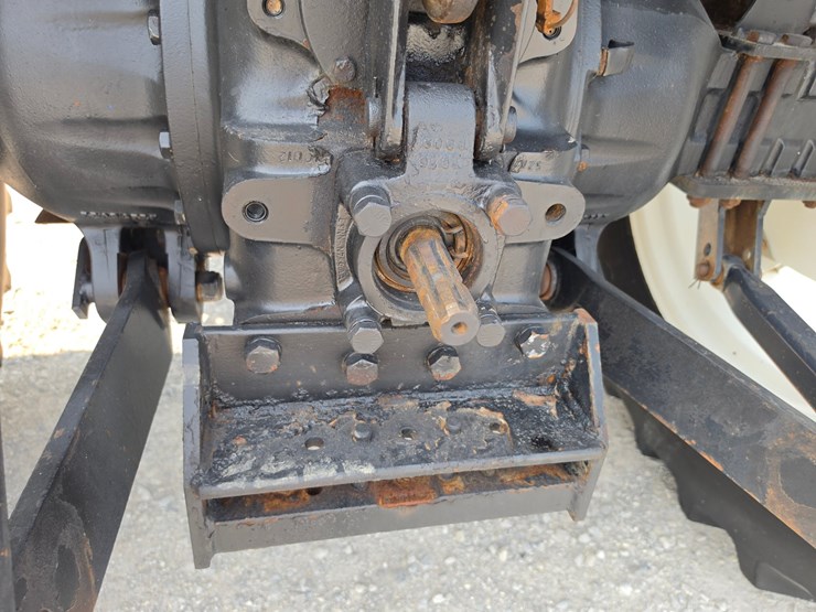 2010-new-holland-ts6020-image-14