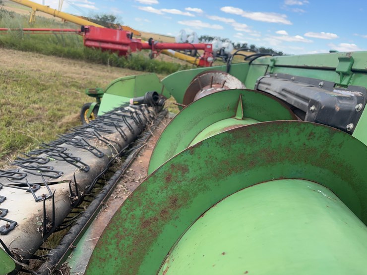 john-deere-212-image-5