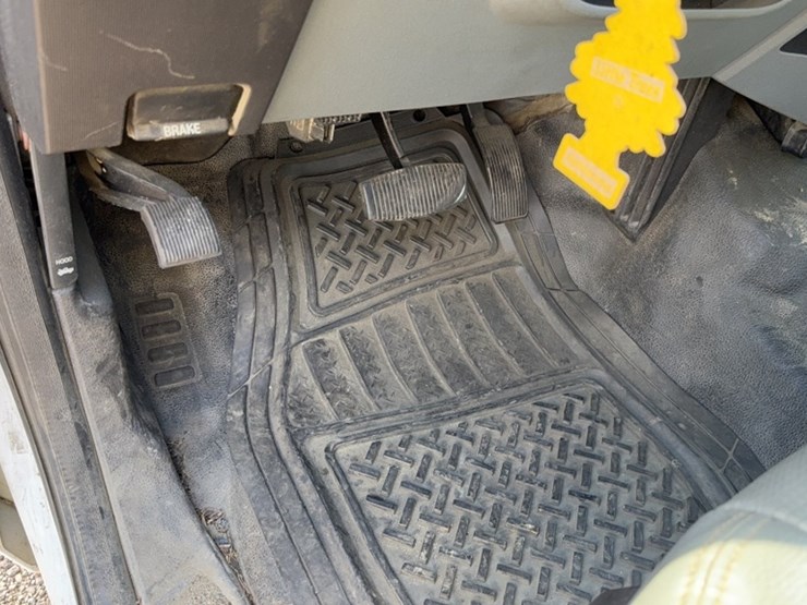 2014-ford-f350-image-22