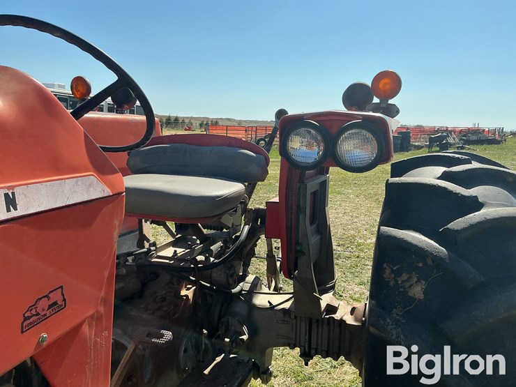 1970-massey-ferguson-175-image-17