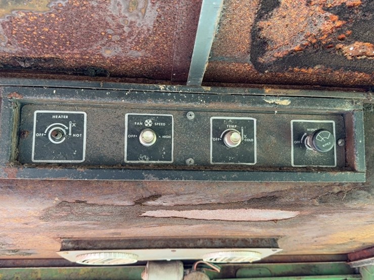 john-deere-6600-image-17