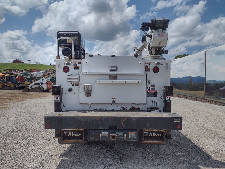ford-f550-image-4