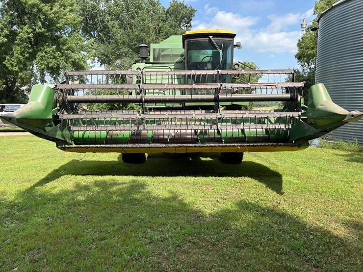 john-deere-216-image-2