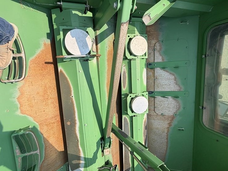 2020-john-deere-s780-image-33
