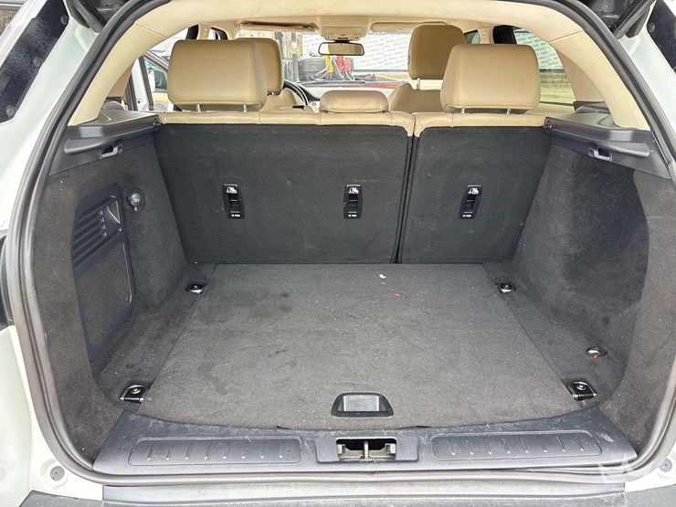 2016-land-rover-range-rover-image-26