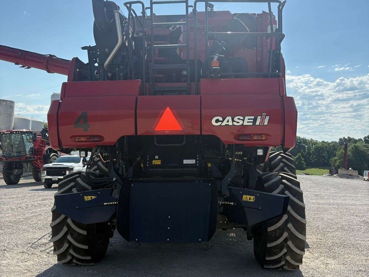 2020-case-ih-8250-image-10