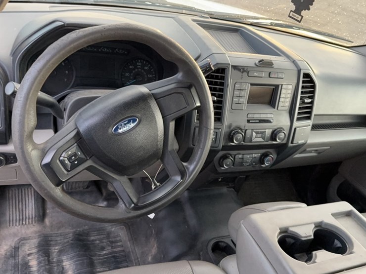 2015-ford-f150-image-21