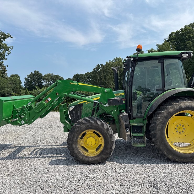 JOHN DEERE 5100R