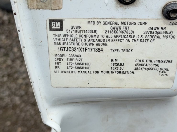 2001-gmc-3500-image-14