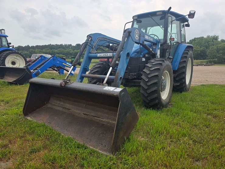 2002-new-holland-tl100-image-1