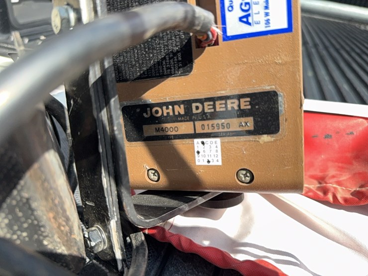 john-deere-7000-image-31