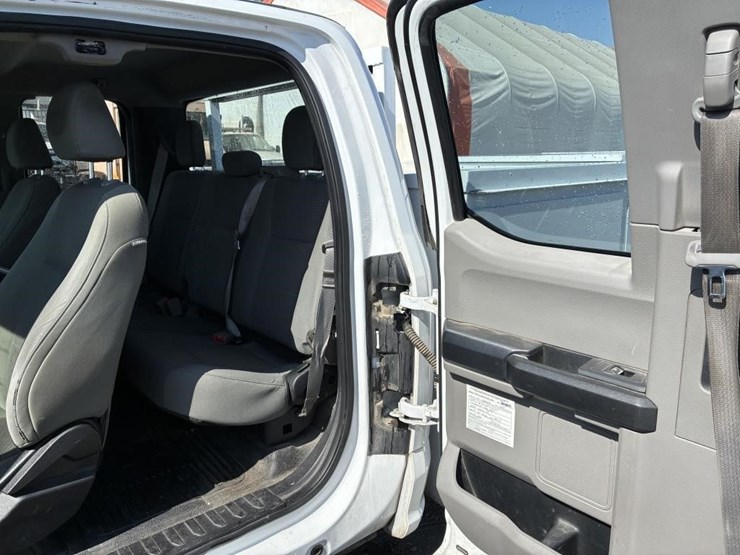 2018-ford-f350-image-15