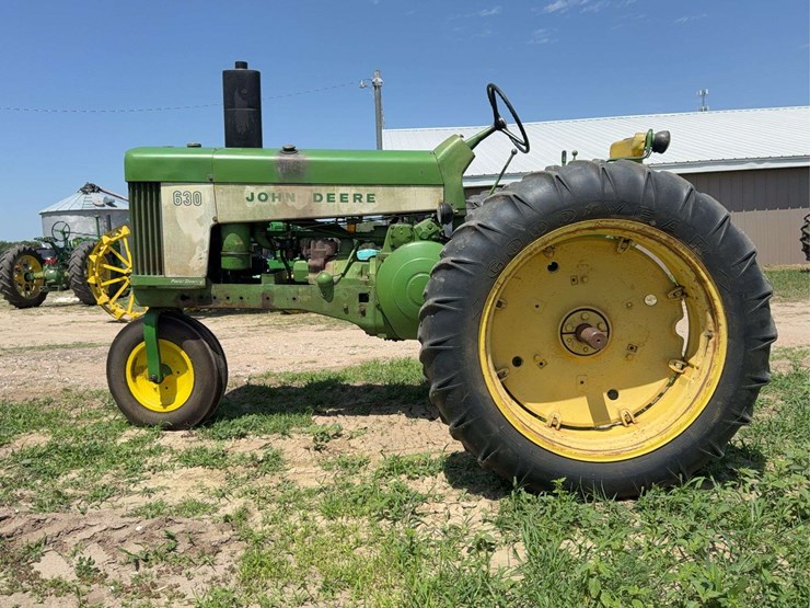 john-deere-630-image-2
