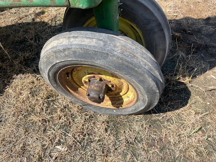 1952-john-deere-a-image-16