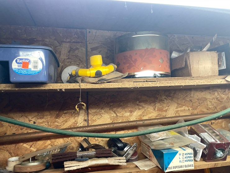 #7140-•-contents-of-wall-image-10