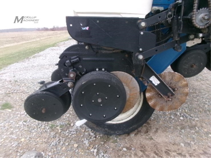 2000-kinze-3000-image-6