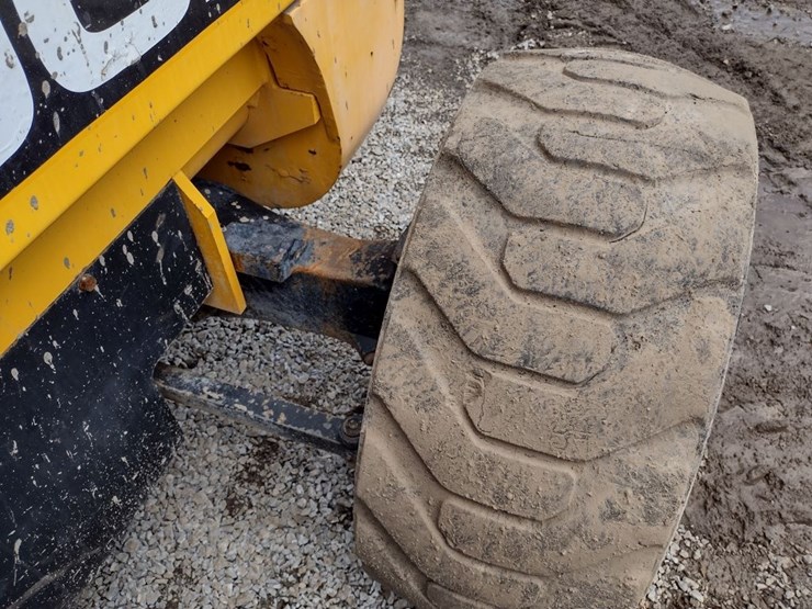jcb-930-image-16