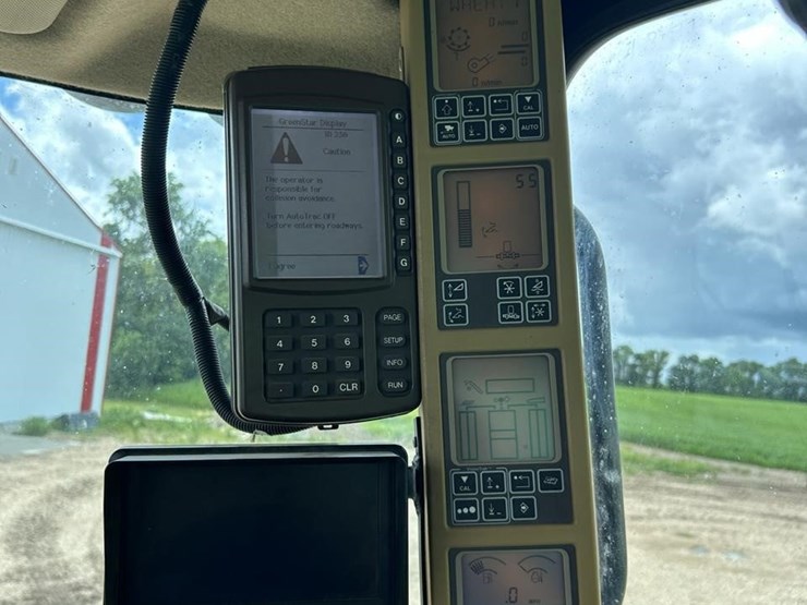 2007-john-deere-9760-sts-image-33