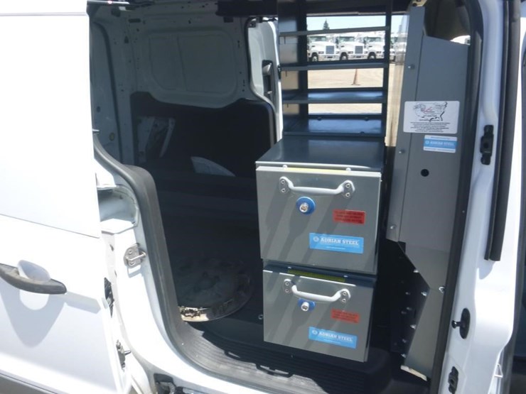2017-ford-transit-connect-image-8
