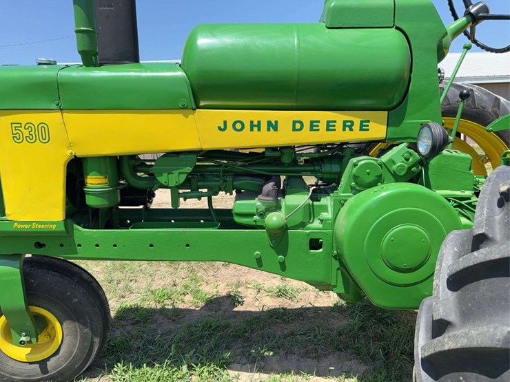 john-deere-530-image-31