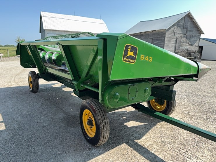 1990-john-deere-643-image-8