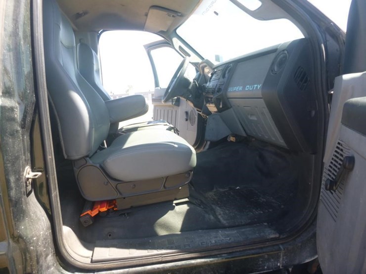 2017-ford-f750-image-10
