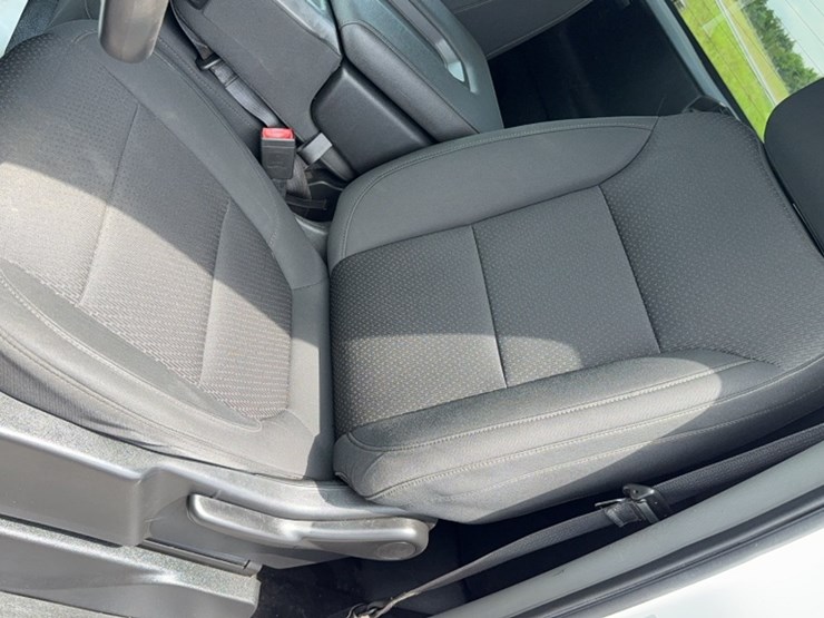 2021-chevrolet-1500-image-17