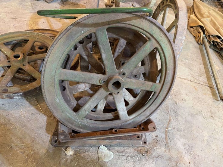 john-deere-112-image-12