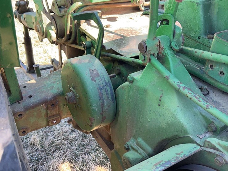 john-deere-720-image-28