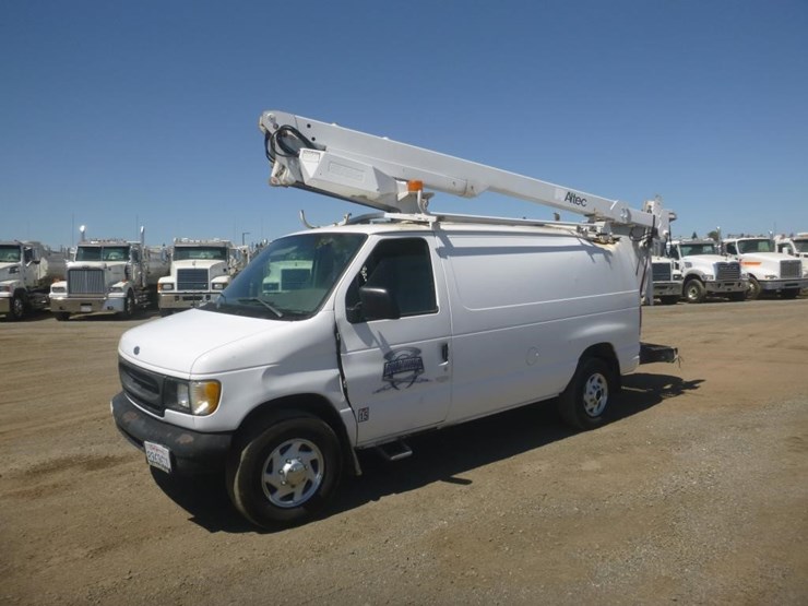 2000-ford-e350-image-1