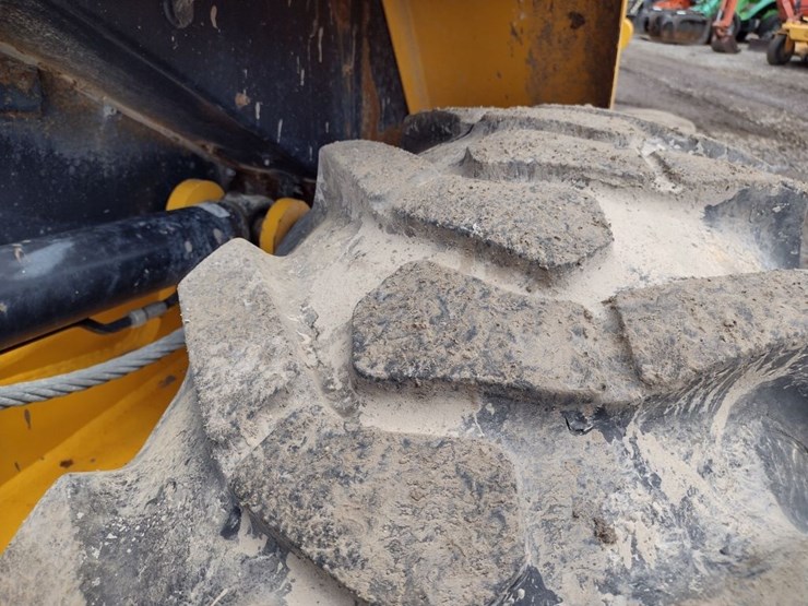 jcb-930-image-18