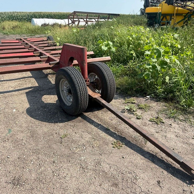 10 Bale Round Bale Trailer, Just went Through the Shop, 235/80R16 Tires on 8 Bolt Rims, Believed to
