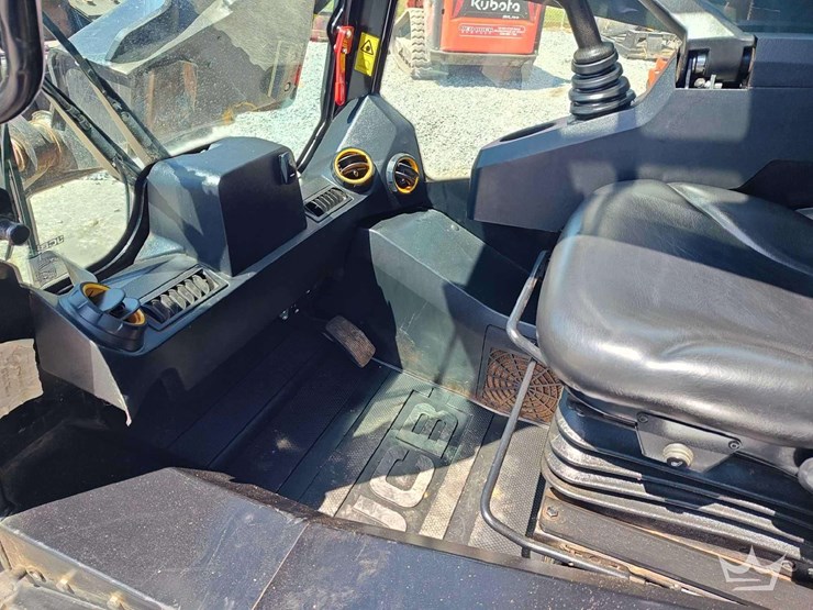 2024-jcb-270t-image-24