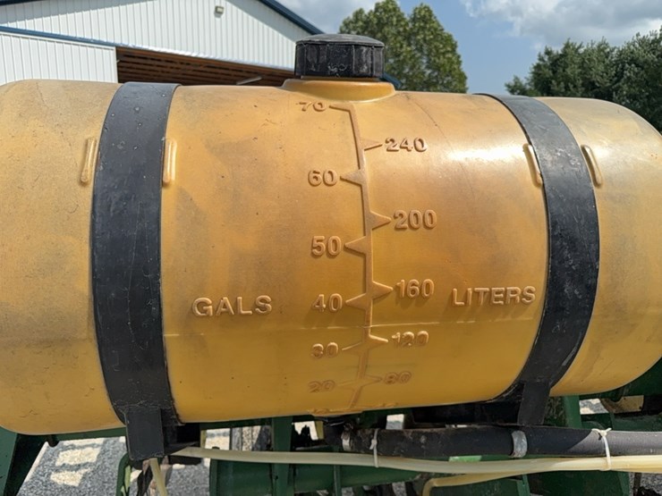 john-deere-7000-image-14